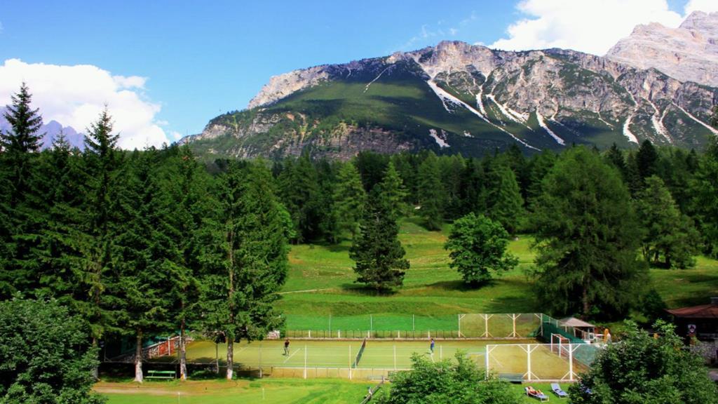 Miramonti Majestic Grand Hotel Cortina d'Ampezzo Bagian luar foto